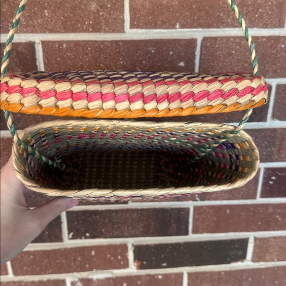 Handwoven Multicolor Straw Shoulder Bag - Picture 8 of 8